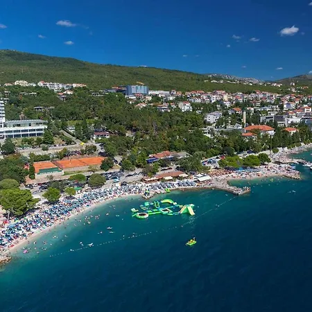 Apartment Apartments By The Sea Dramalj, Crikvenica - 9672